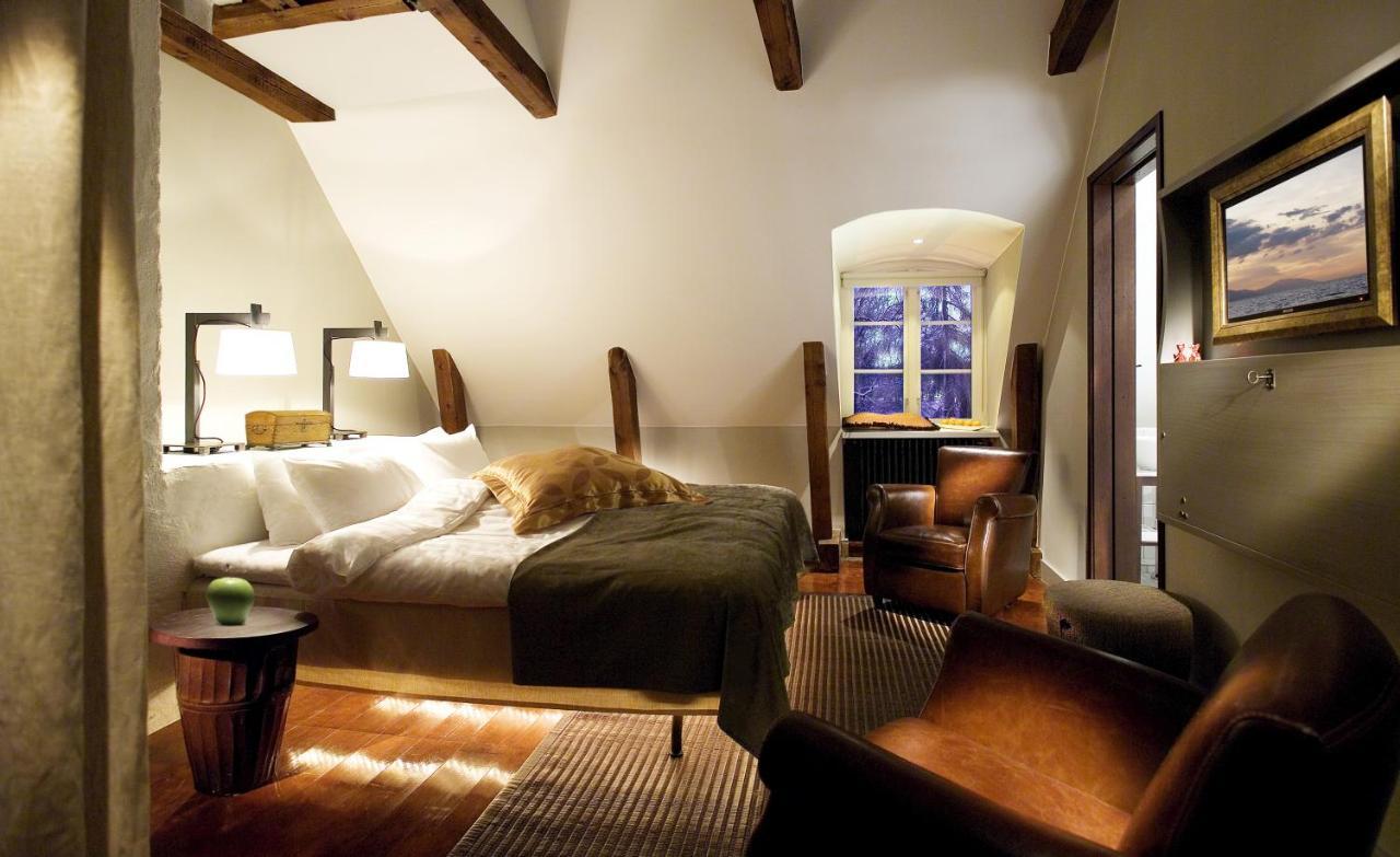 Ulfsunda Slott Hotel สต็อกโฮล์ม ภายนอก รูปภาพ