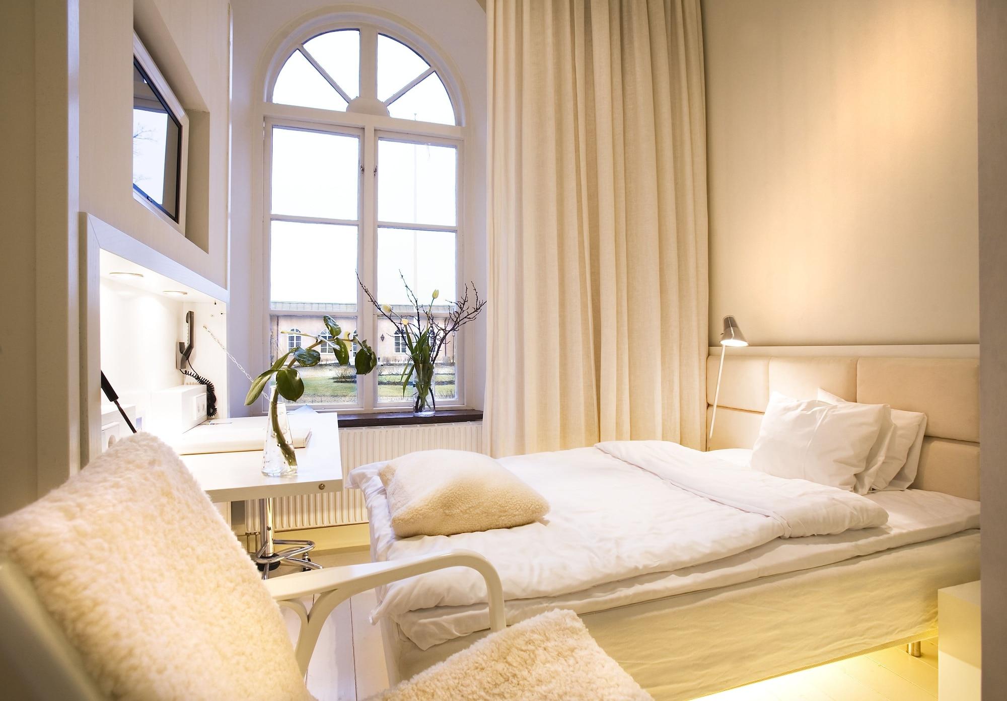 Ulfsunda Slott Hotel สต็อกโฮล์ม ภายนอก รูปภาพ