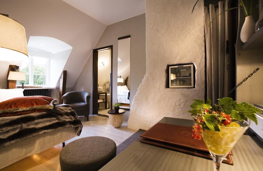 Ulfsunda Slott Hotel สต็อกโฮล์ม ภายนอก รูปภาพ
